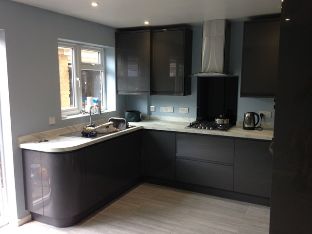 Howdens kitchen installers Cirencester Gloucestershire